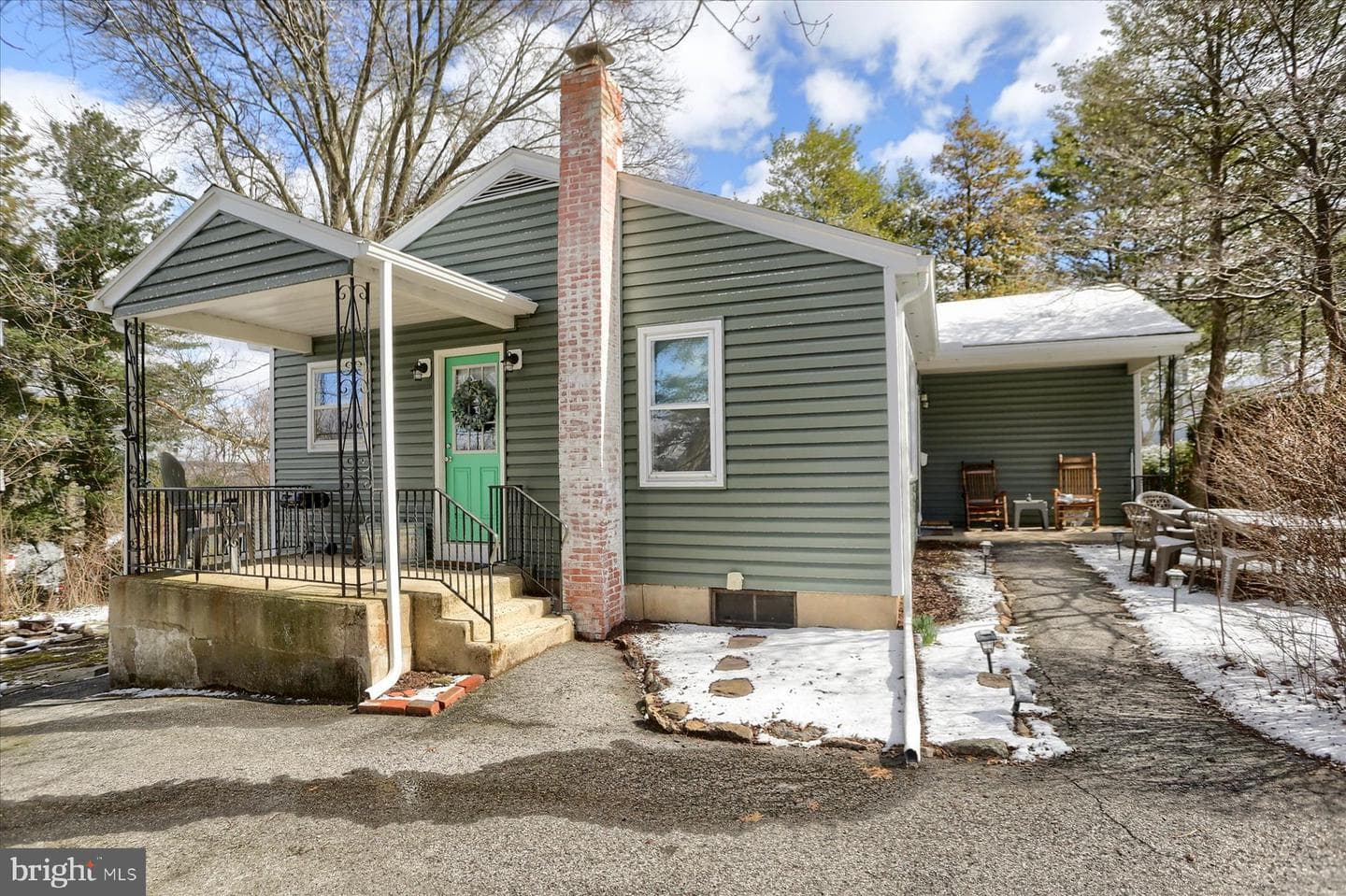 144 Mahantongo Drive photo 6