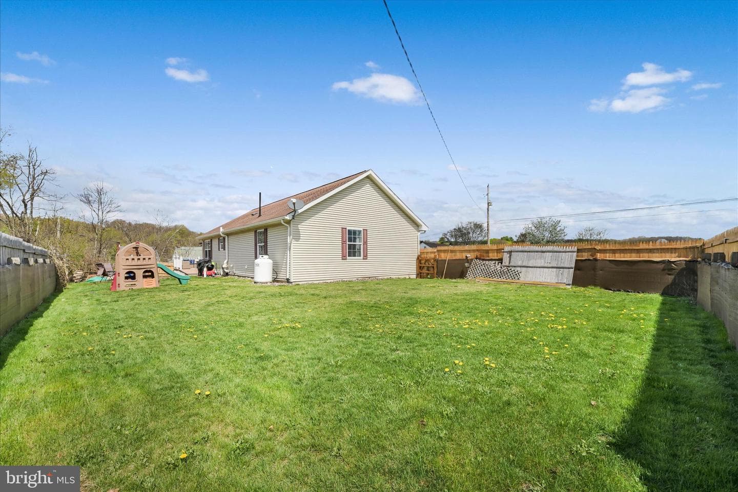 301 Brown Street photo 39