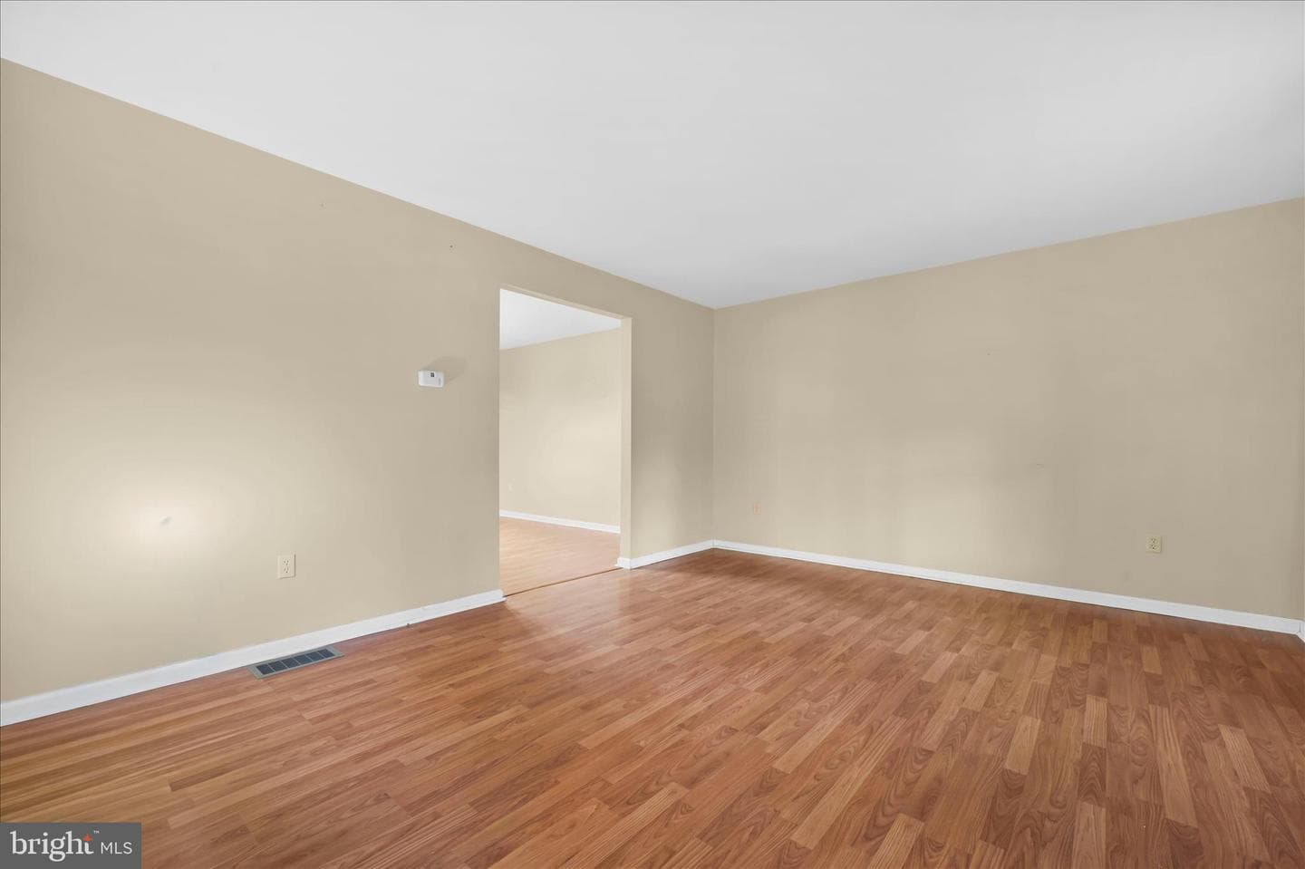 207 Pine Boulevard photo 11