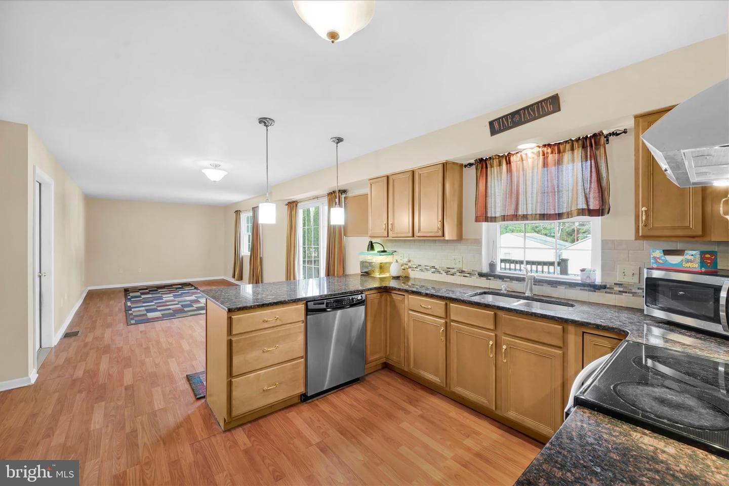 207 Pine Boulevard photo 15