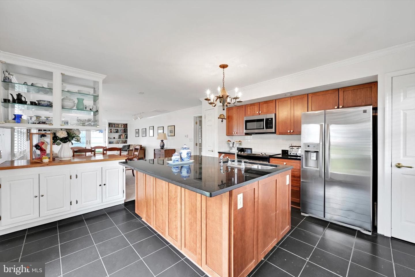 616 Lee Street photo 10