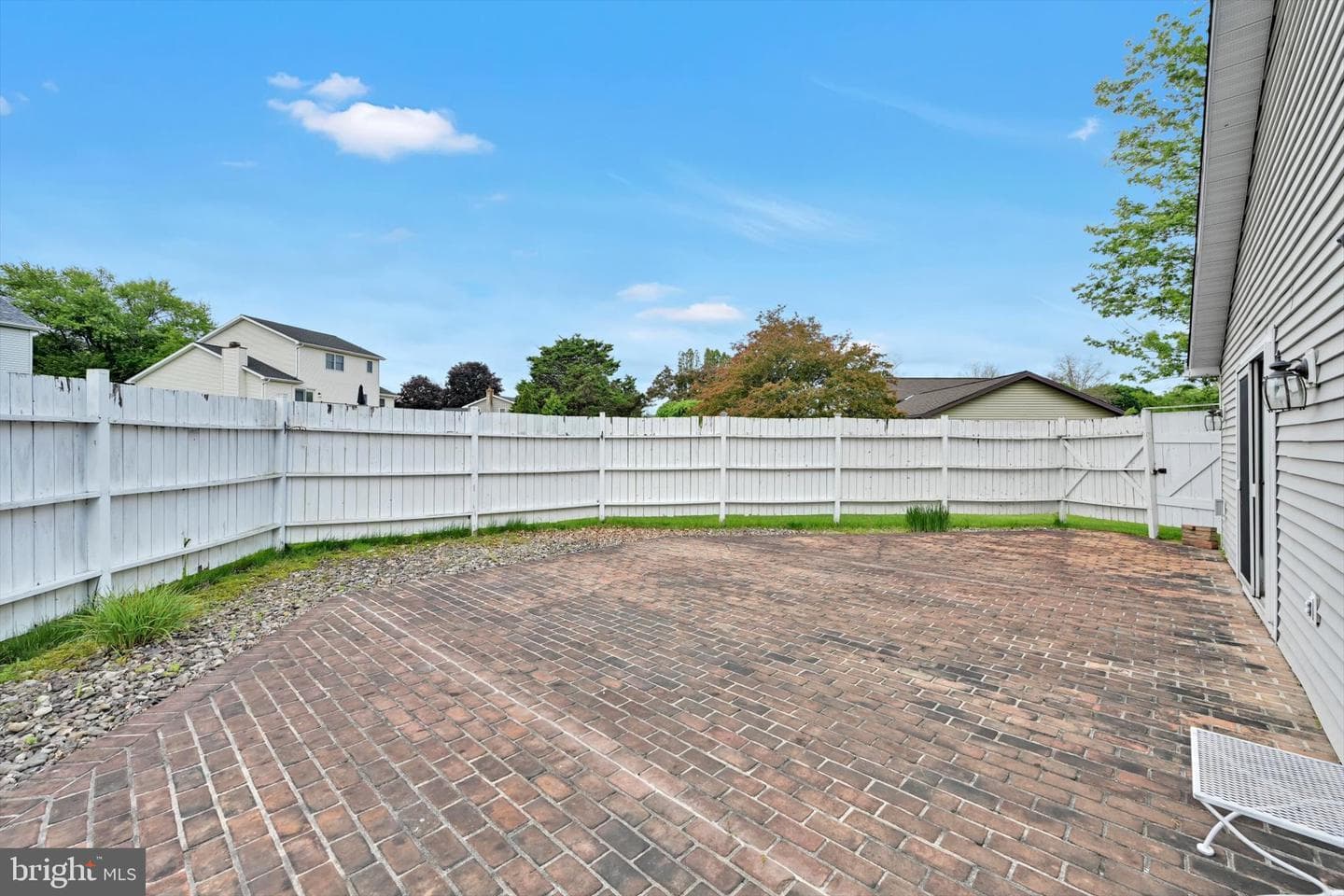 616 Lee Street photo 24