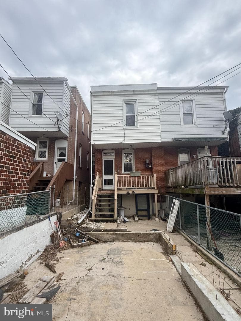 713 N Centre Street photo 11