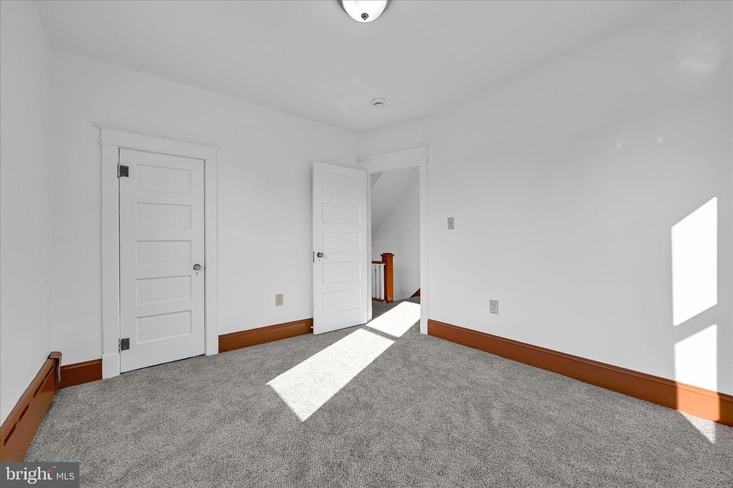 8 N Wolfe Street photo 16