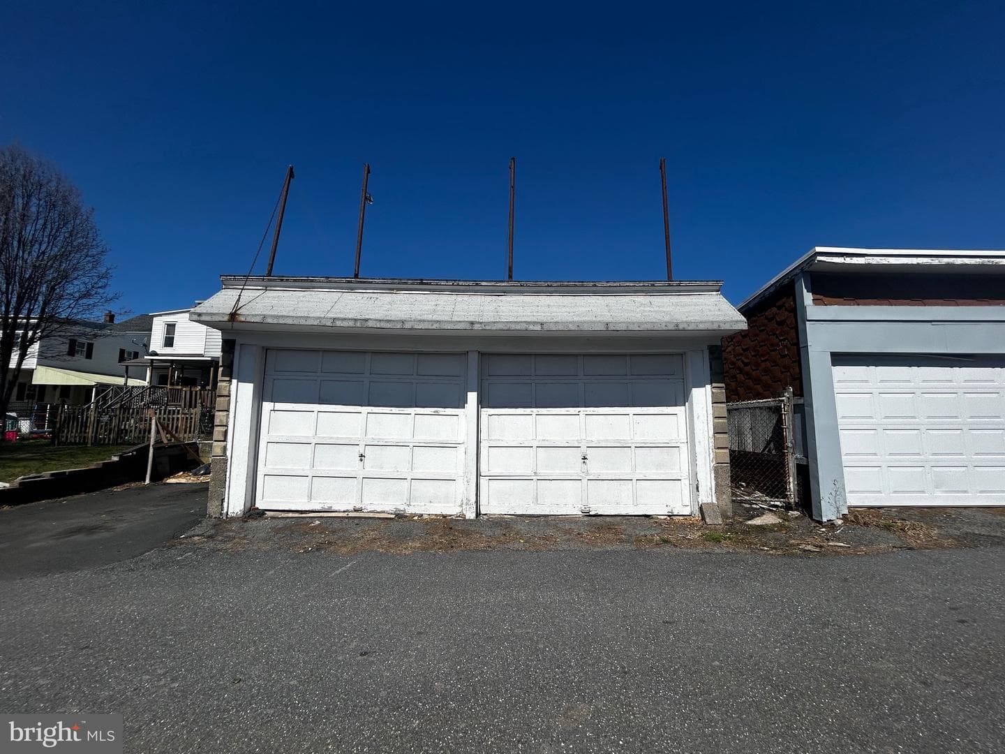 605 Fairview Street photo 2