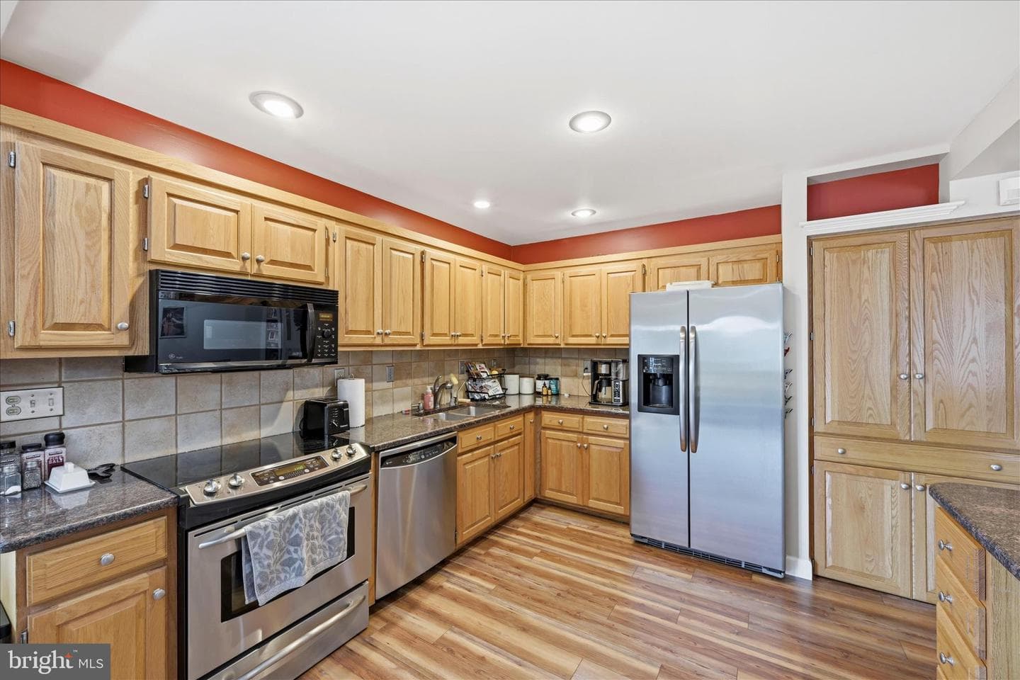 1001 Village Road photo 13