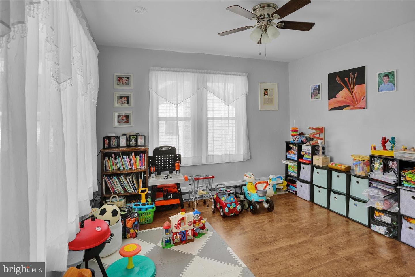 1506 Mount Hope Avenue photo 21