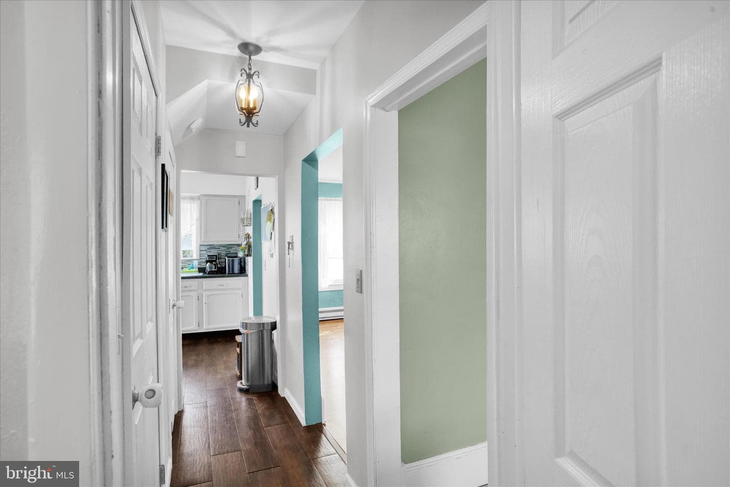 1506 Mount Hope Avenue photo 37