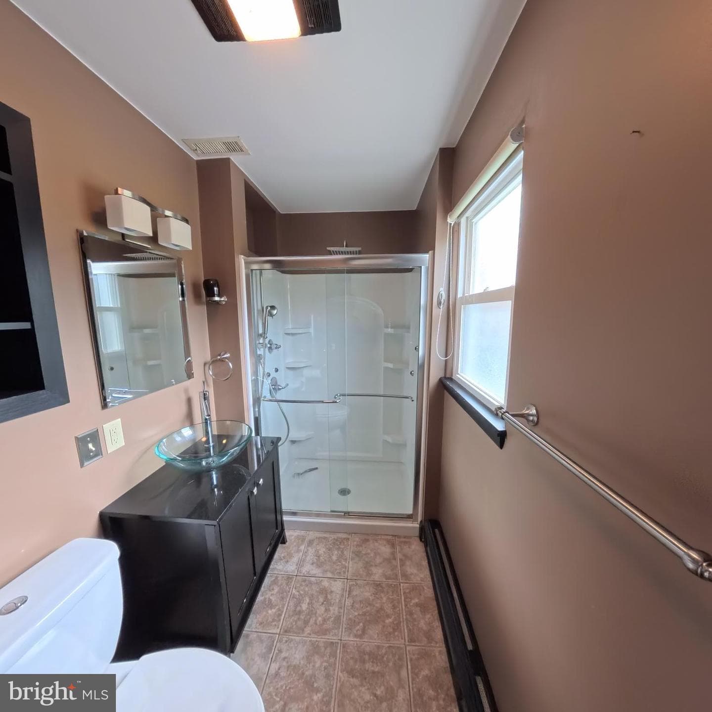 2057 Mahantongo Street photo 13