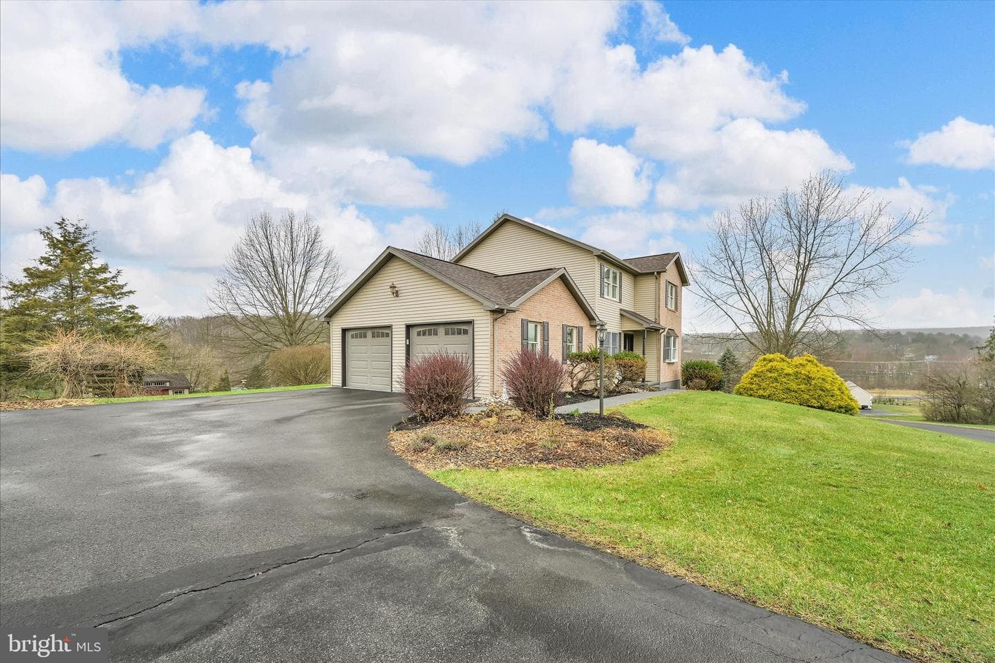 1004 Ridgeview Drive photo 6