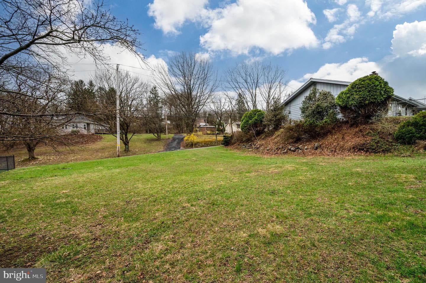585 N Wade Road photo 31