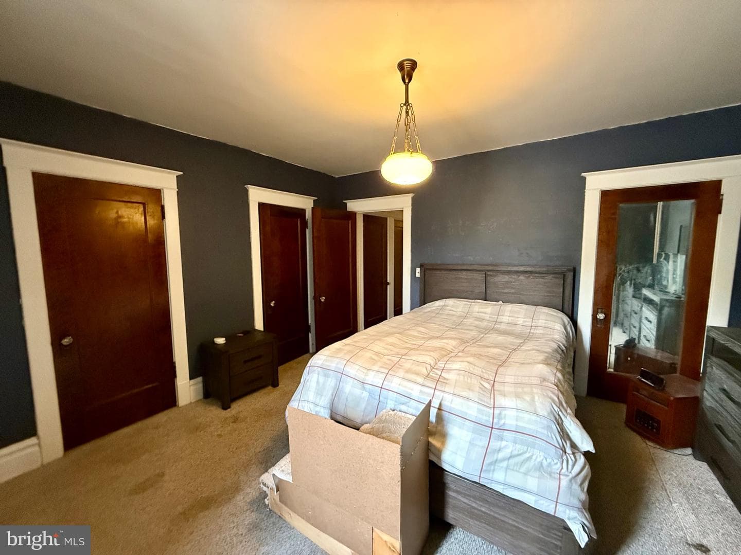 1543 W Market Street photo 20