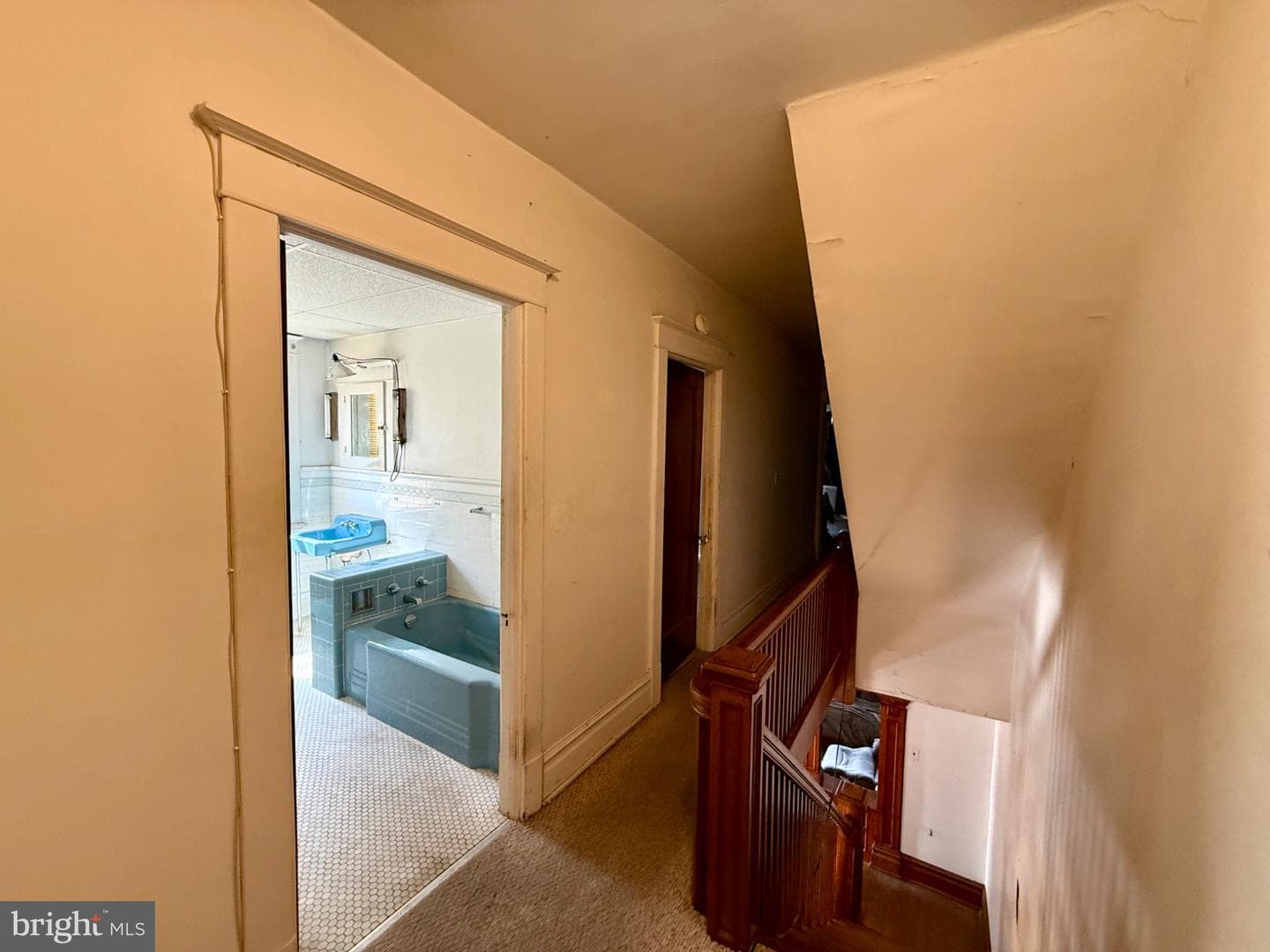 1543 W Market Street photo 23