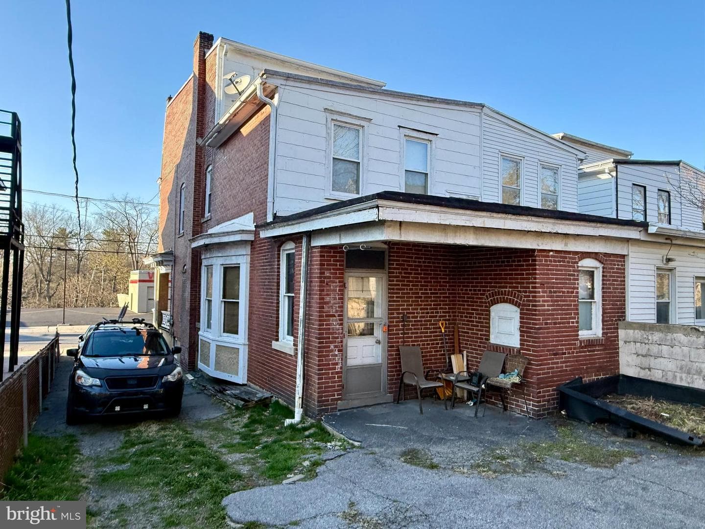 1543 W Market Street photo 4