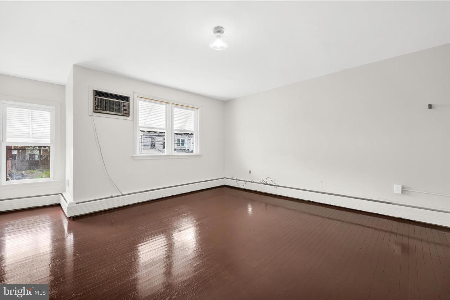 466 N North Street photo 13
