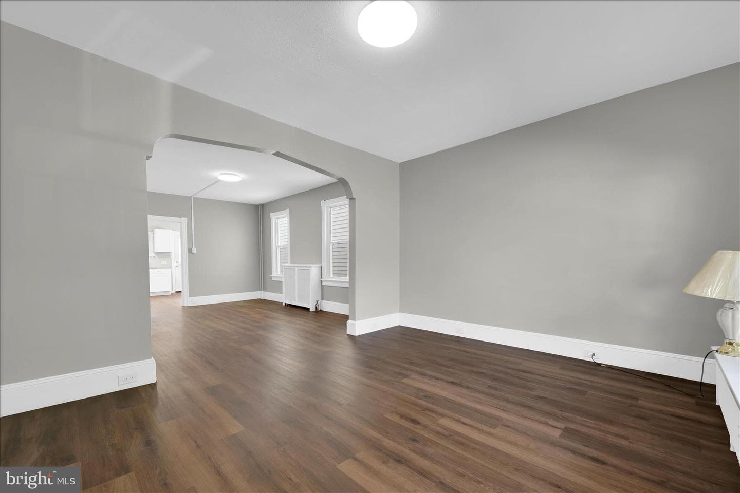 328 S Jackson Street photo 7