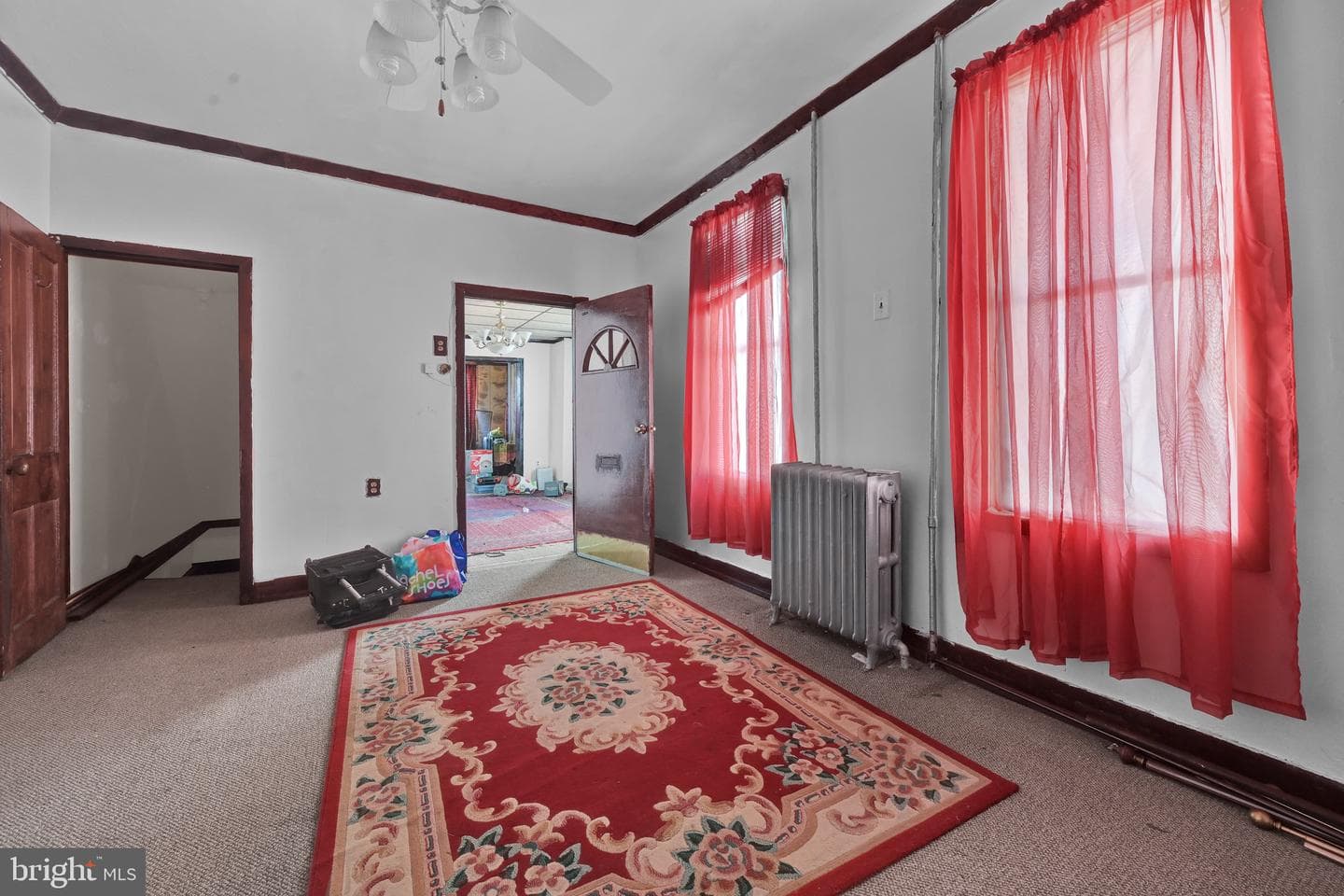 610 W Race Street photo 10