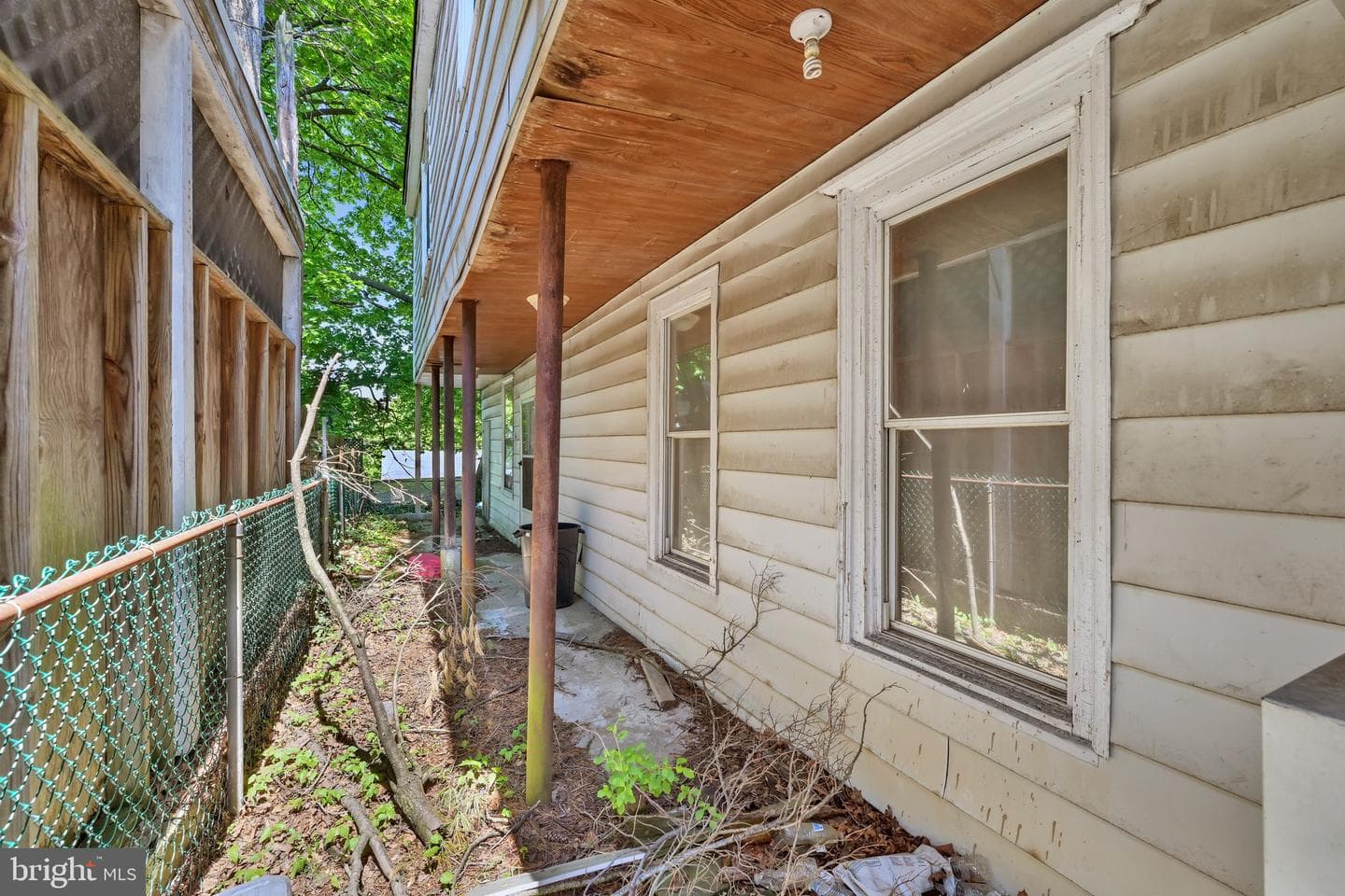 610 W Race Street photo 26