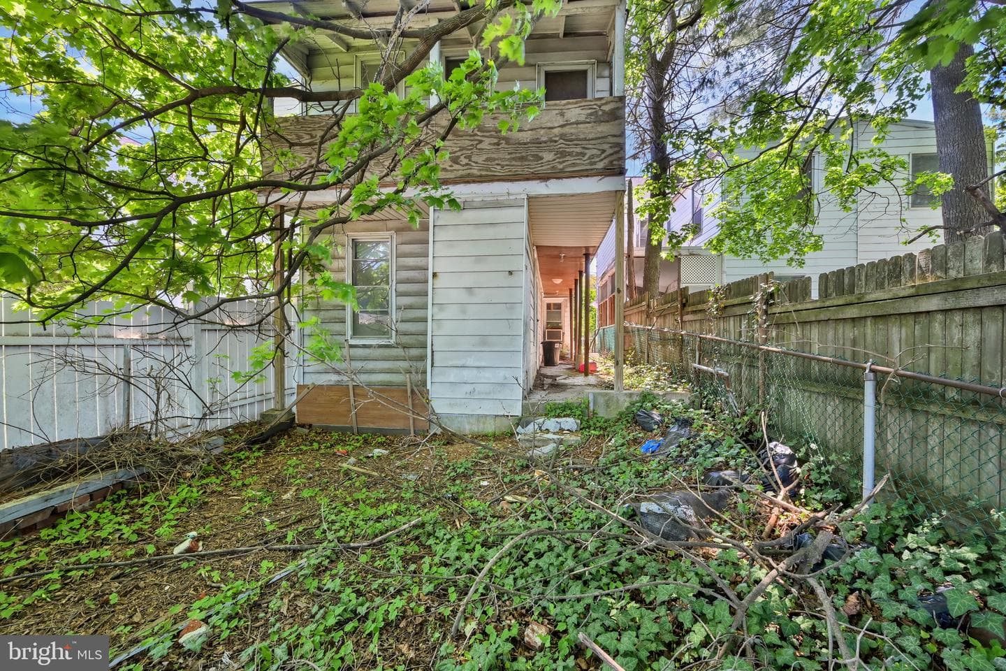 610 W Race Street photo 28