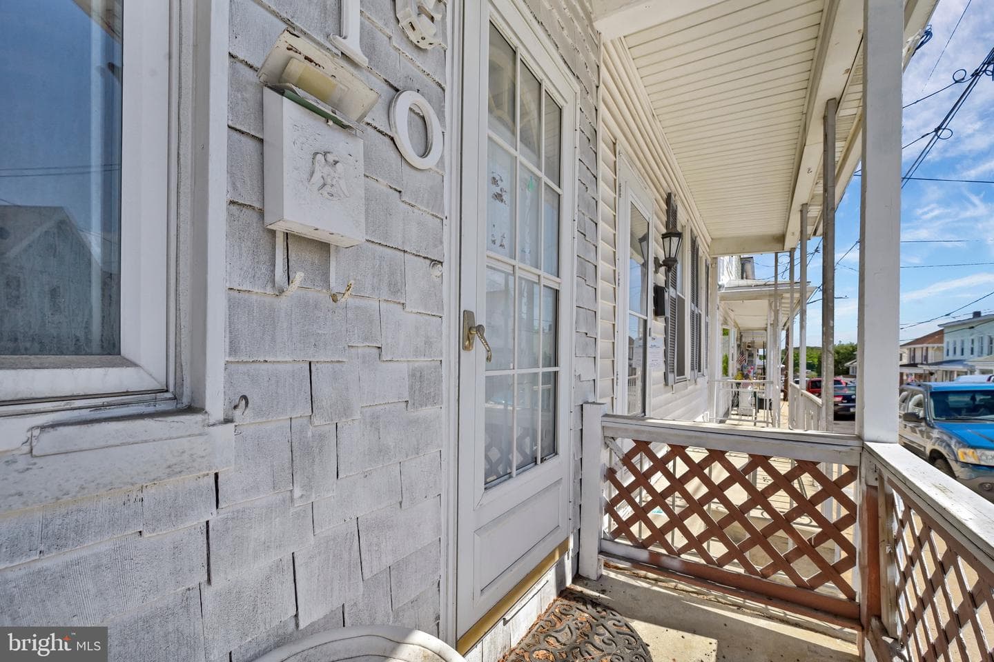 610 W Race Street photo 4