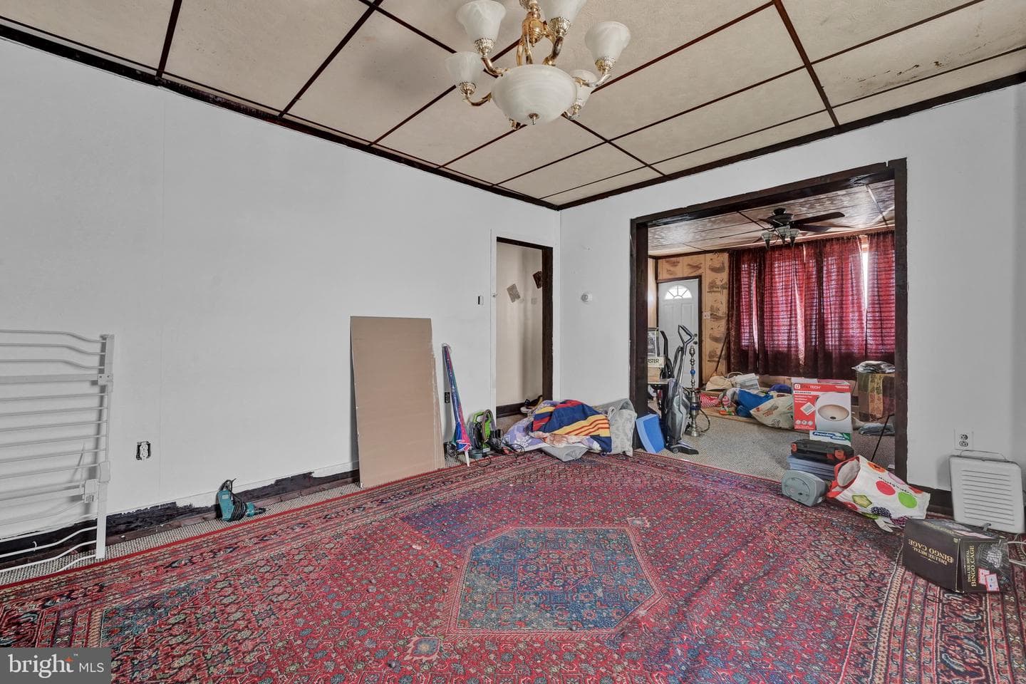 610 W Race Street photo 8