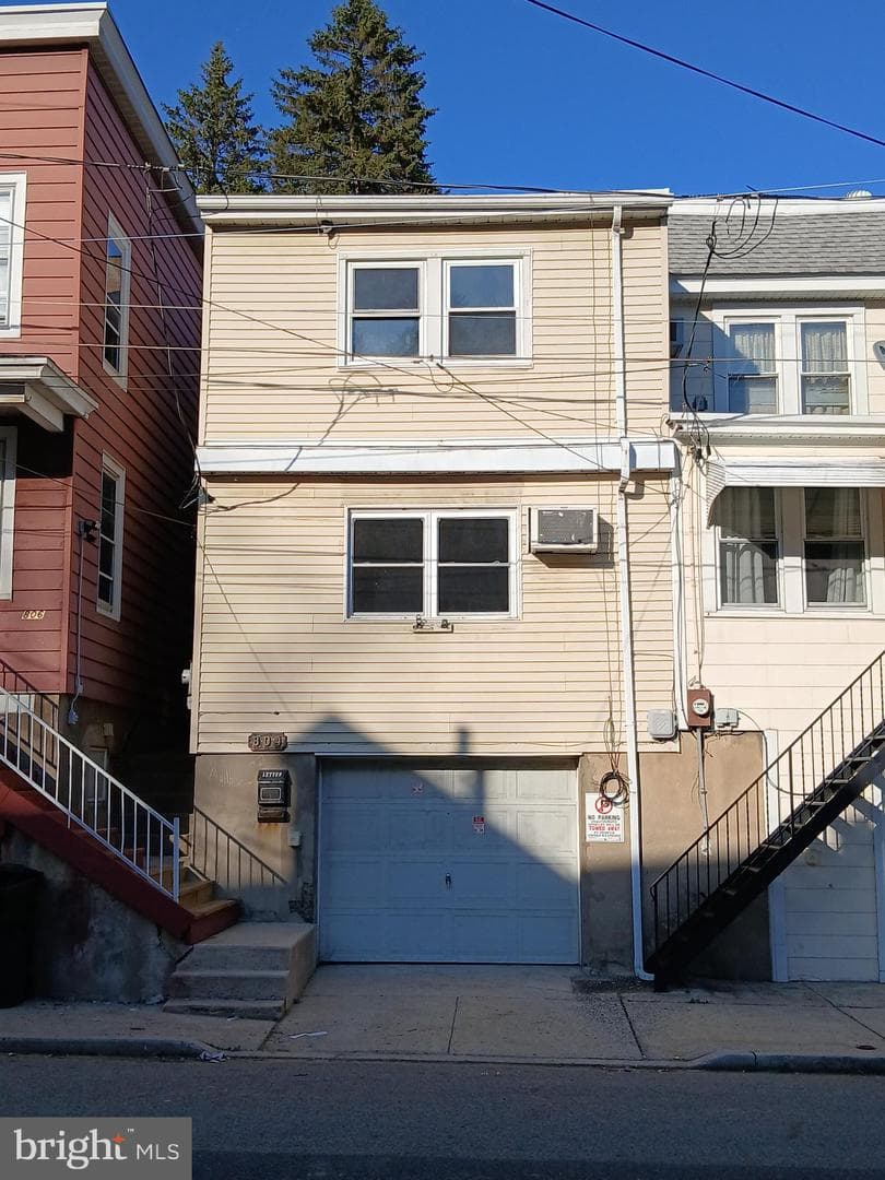 804 Water Street photo 3