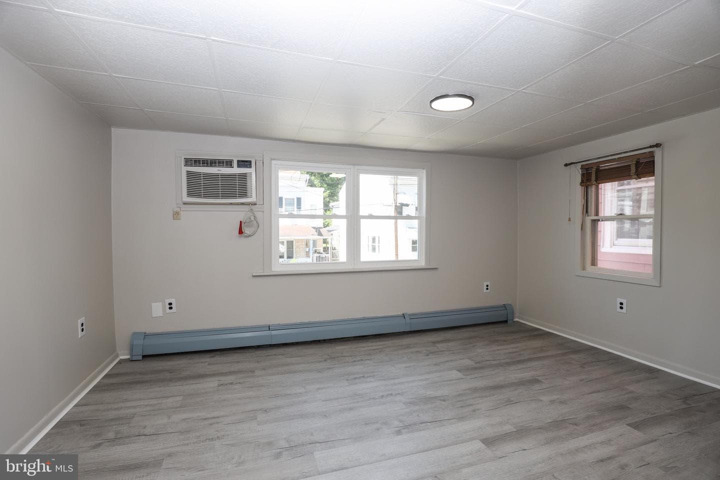 804 Water Street photo 9