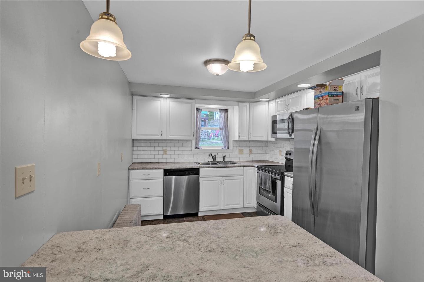 518 N Front Street photo 11