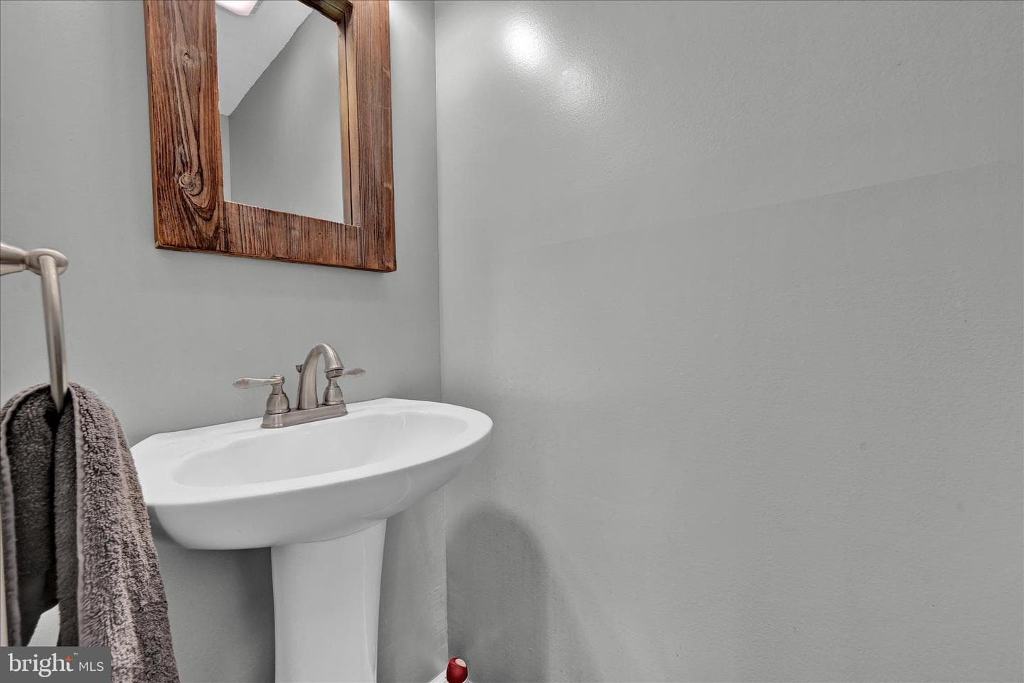 518 N Front Street photo 22