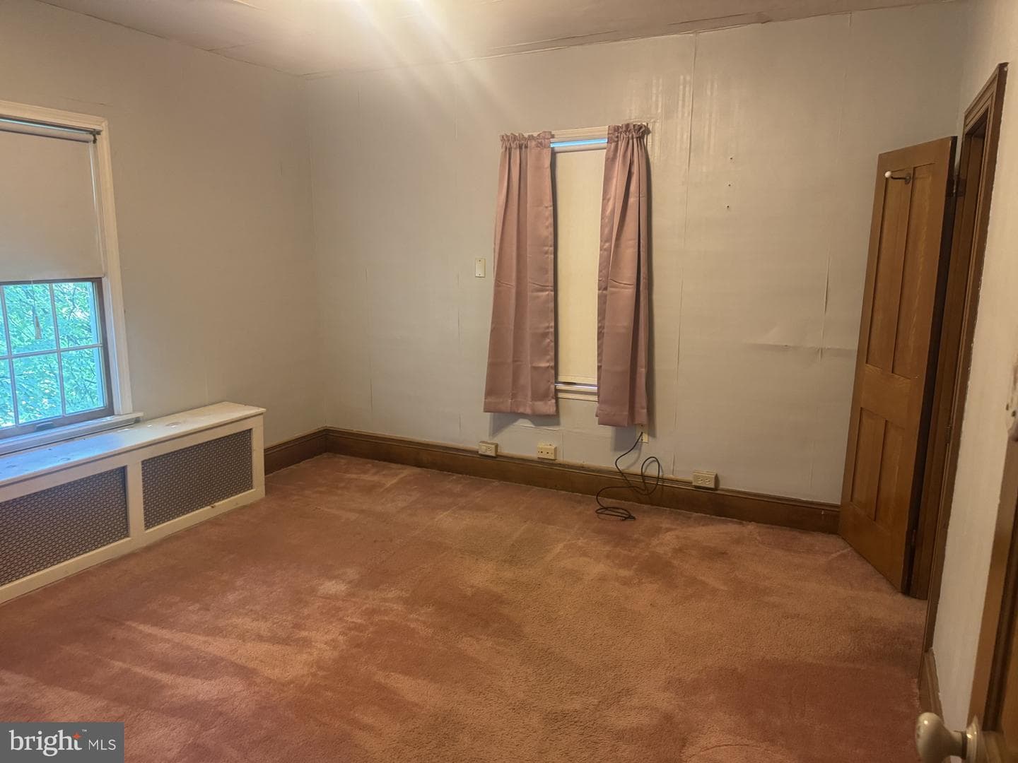 167 Llewellyn Road photo 13