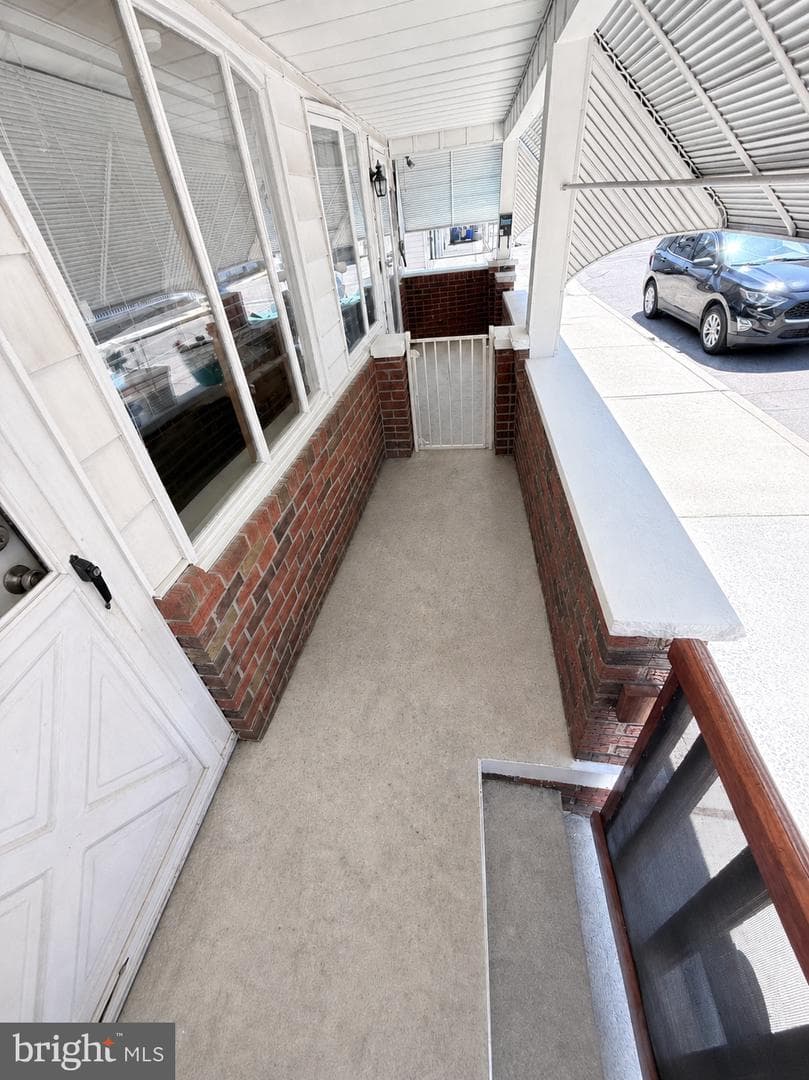 5 N Morris Street photo 3