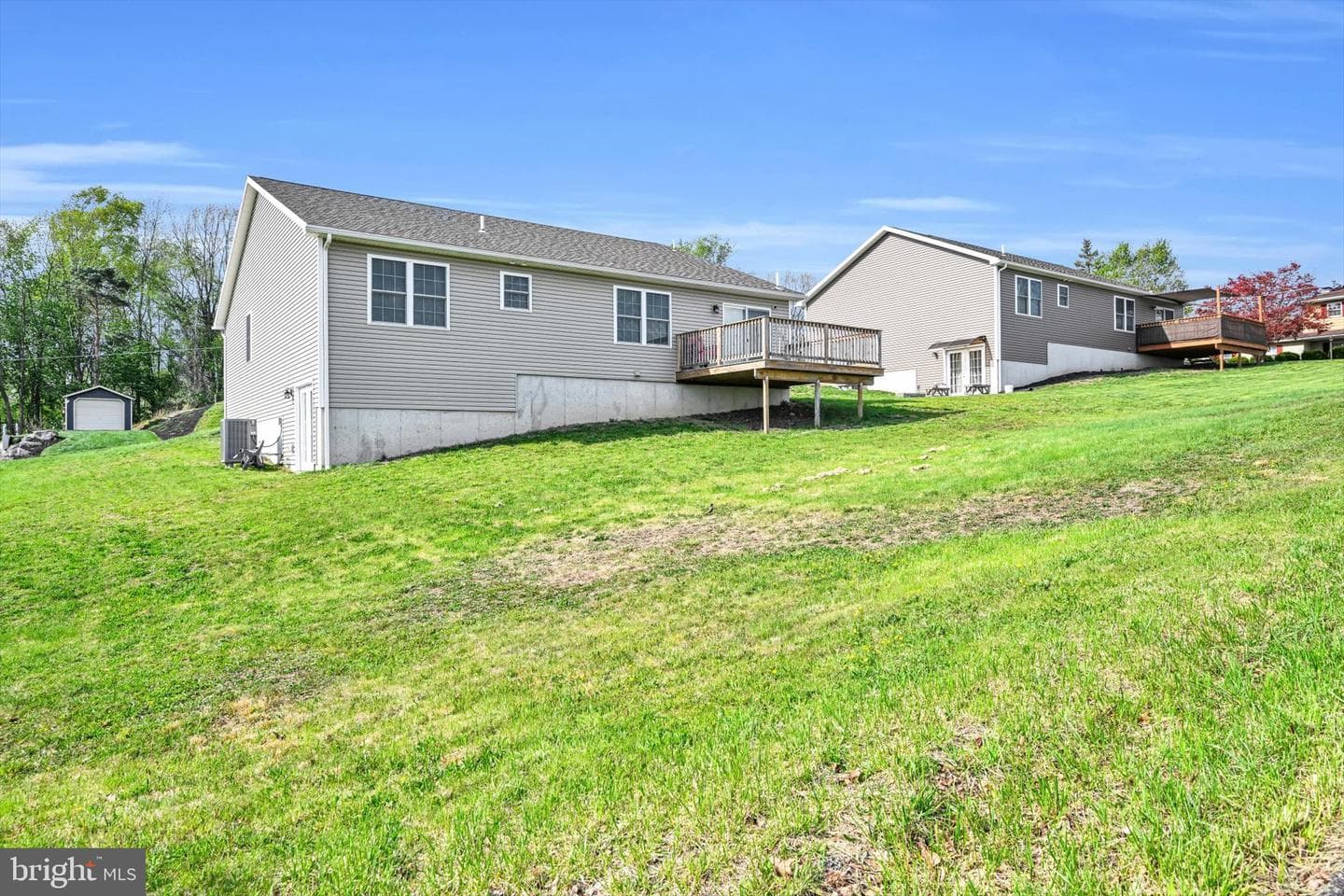 308 Oak Hill Street photo 31