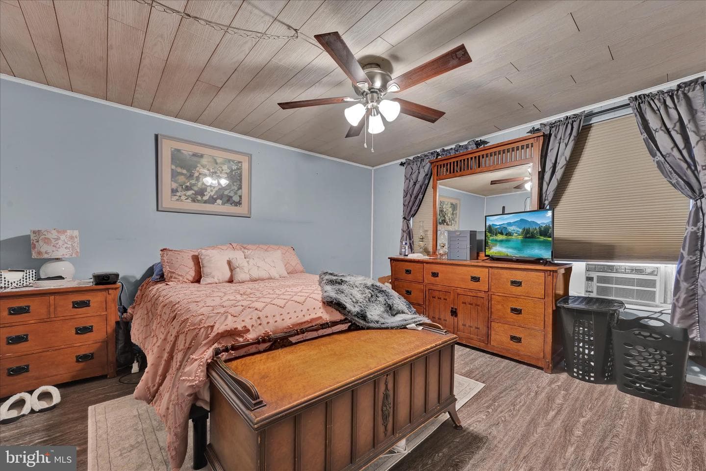 320 E Bacon Street photo 22