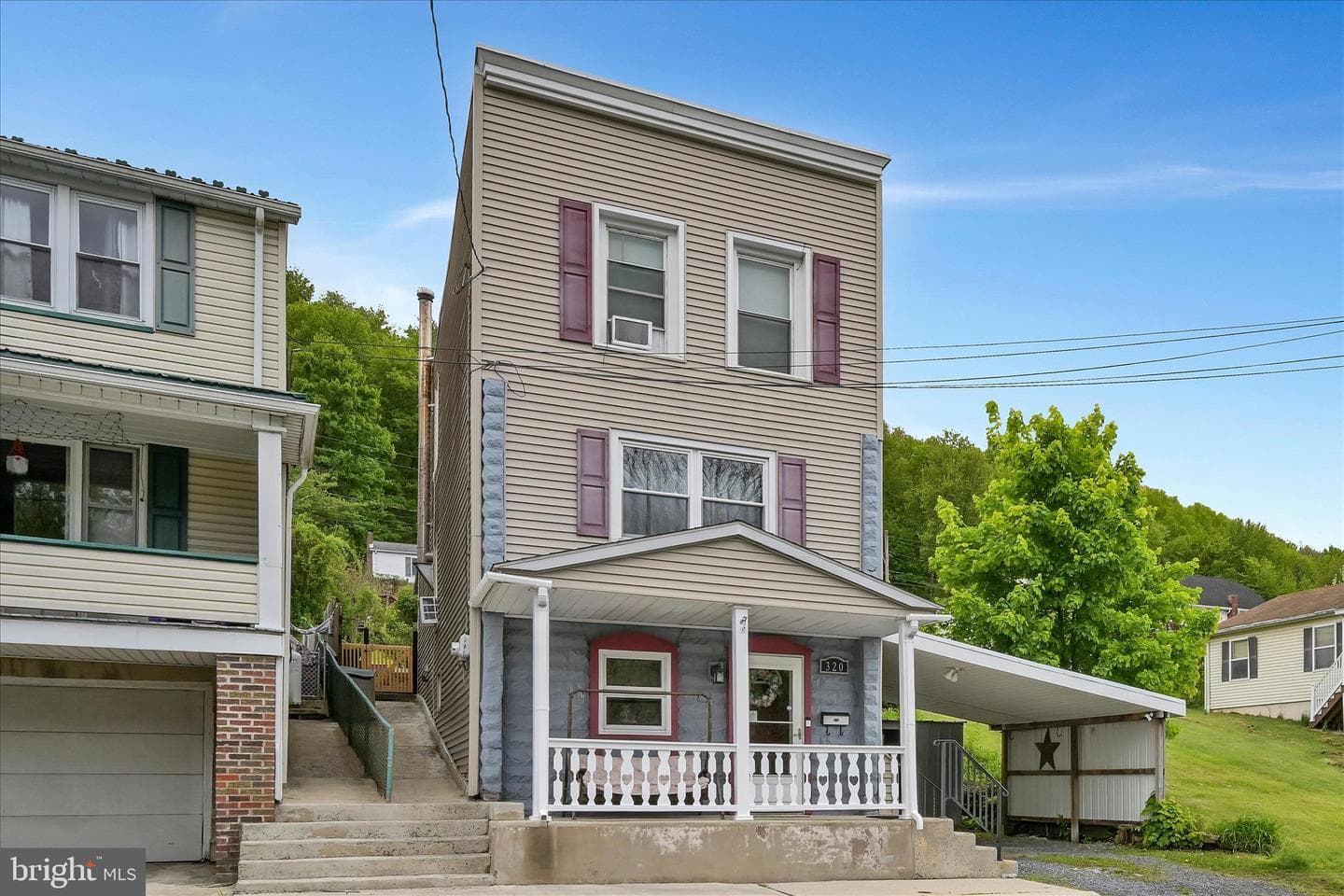 320 E Bacon Street photo 6