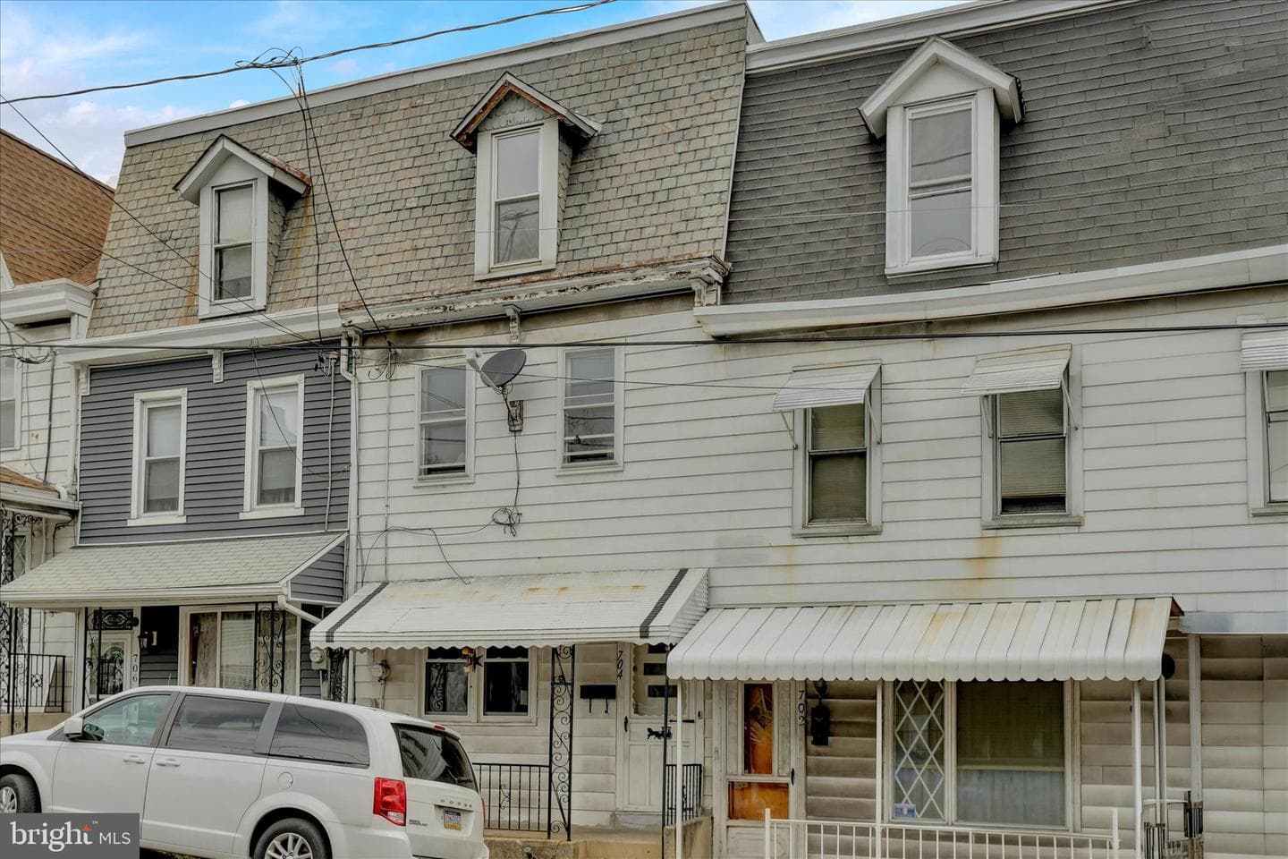 704 Laurel Boulevard photo 4