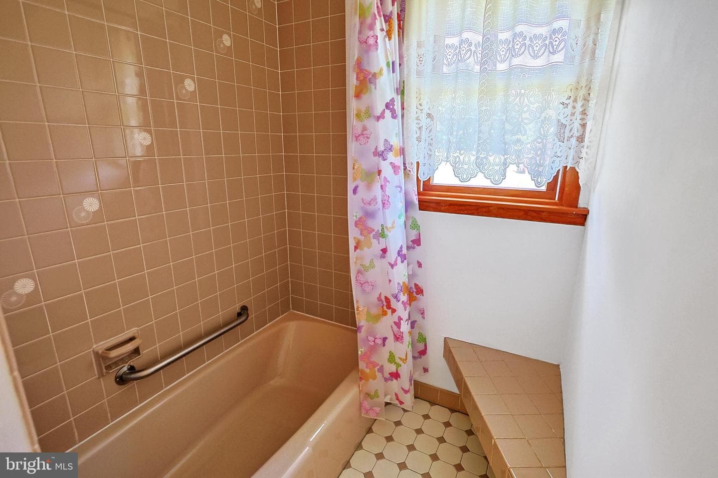 1004 Maple Street photo 24