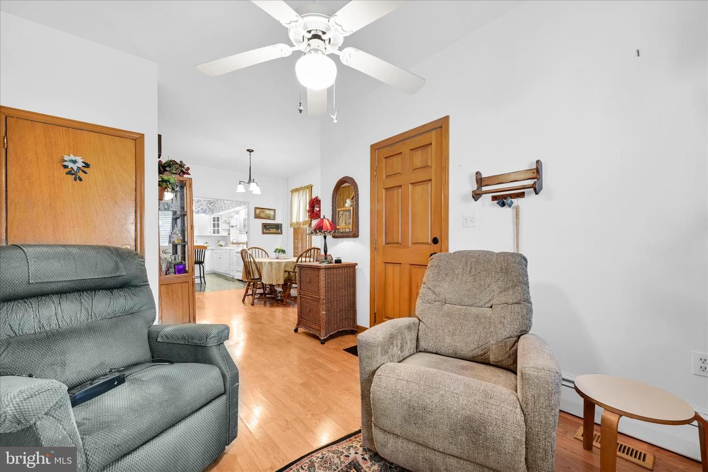 117 S Morris Street photo 16