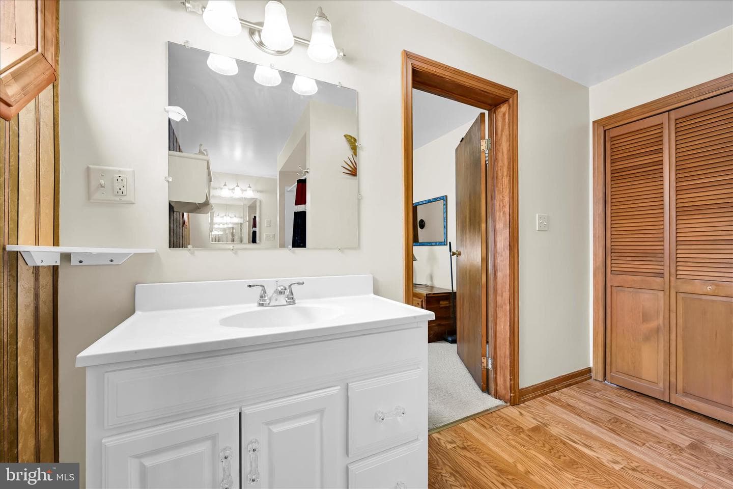 117 S Morris Street photo 23