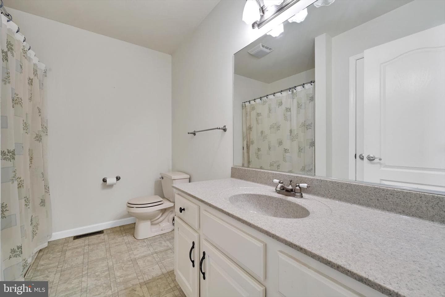 526 Lantern Green Way photo 23