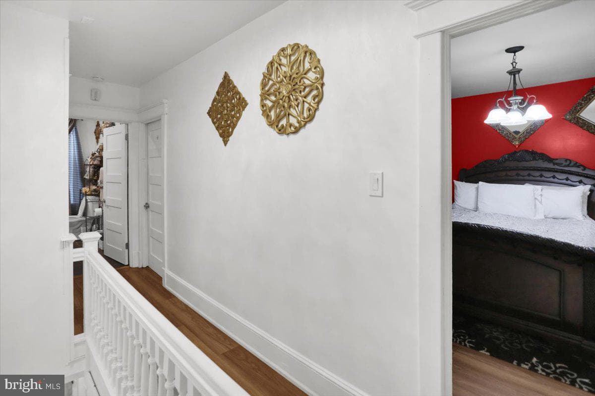 225 Fairview Street photo 17