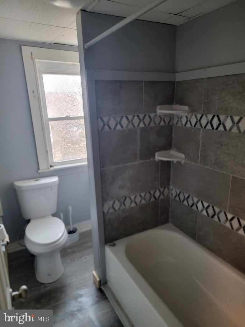 437 Morgan Ave photo 19