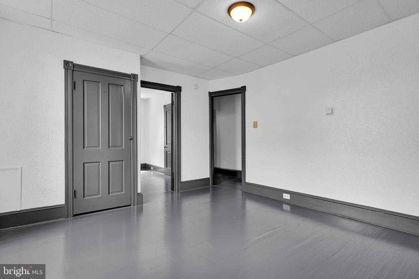 510 Howard Avenue photo 10