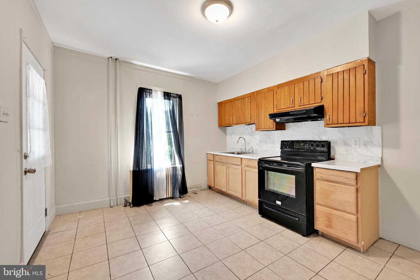 227 Wallace St photo 15