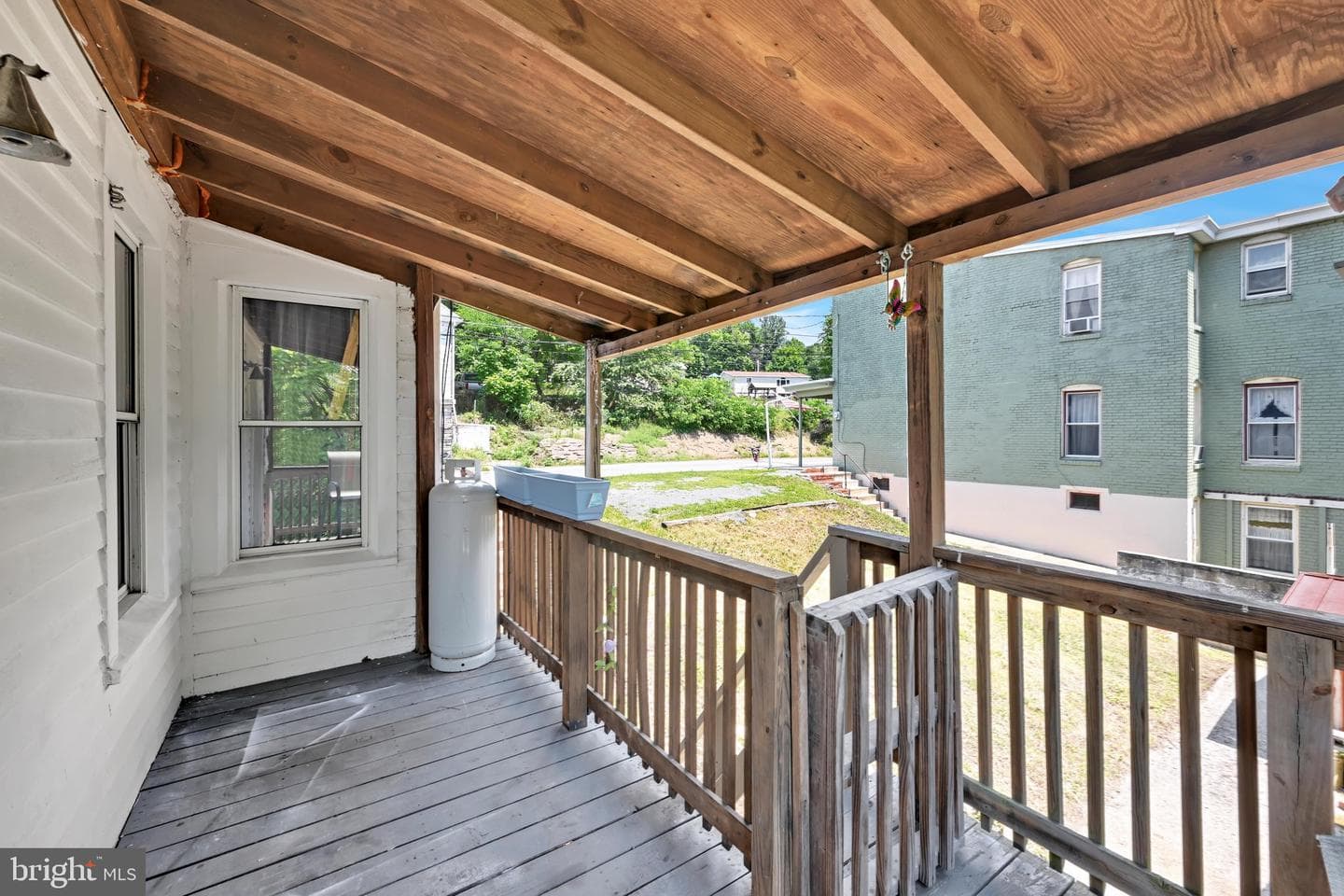 227 Wallace St photo 25