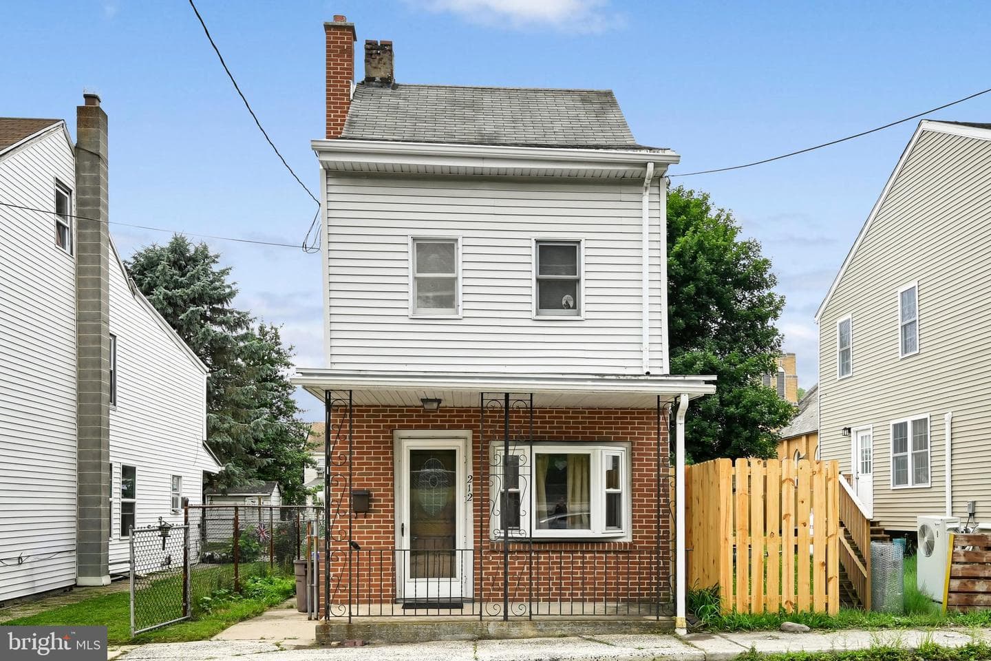 212 N Nichols Street, Saint Clair