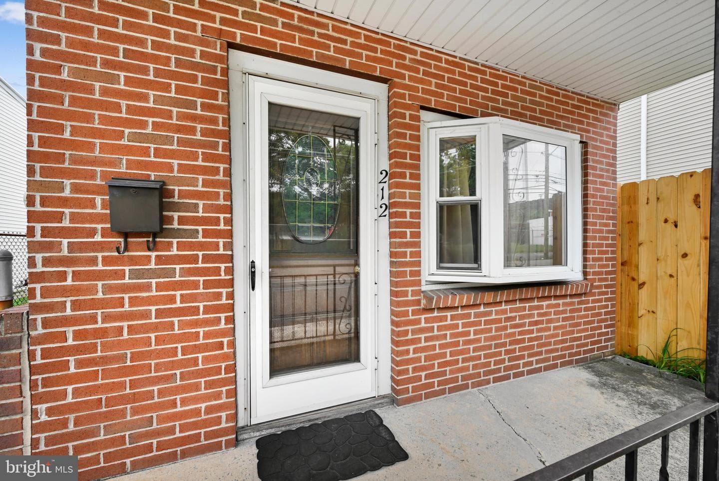 212 N Nichols Street photo 7