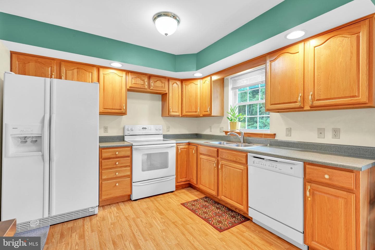 266 Forest Road photo 12