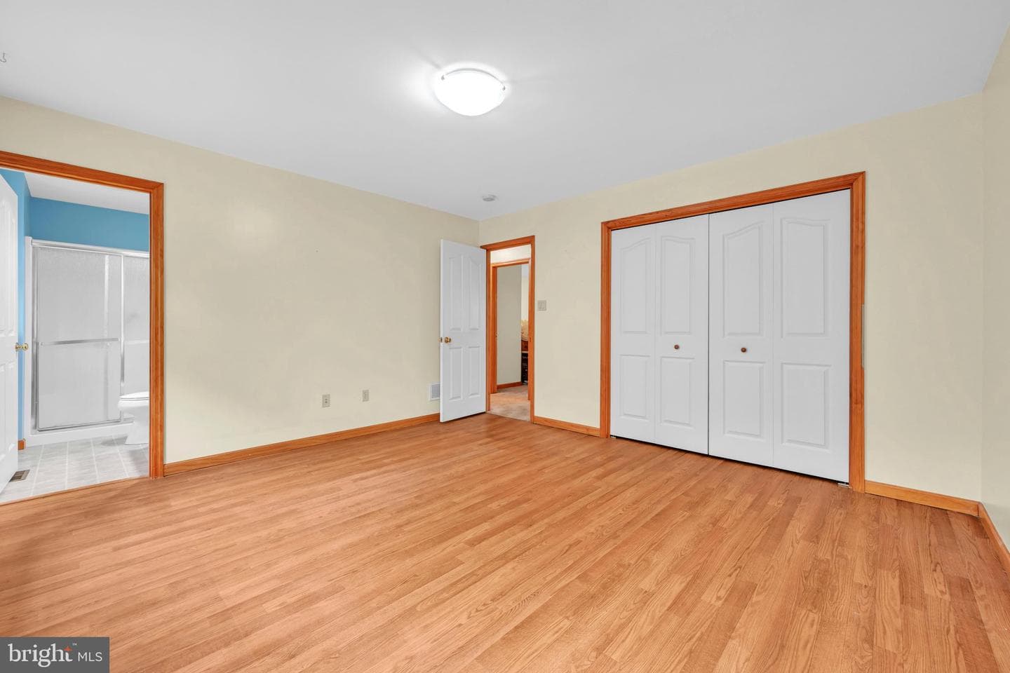 266 Forest Road photo 18
