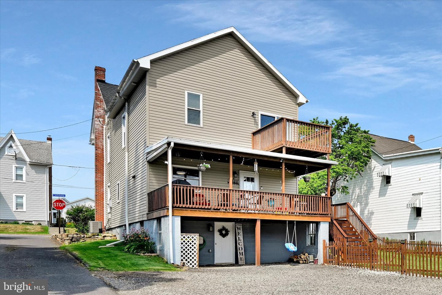 228 E Tammany Street photo 35