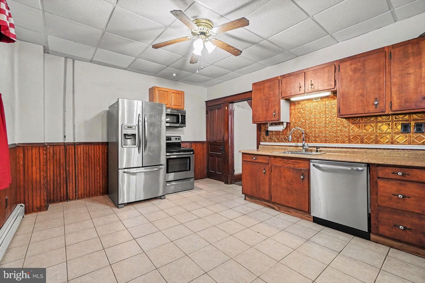 835 W Water Street photo 12
